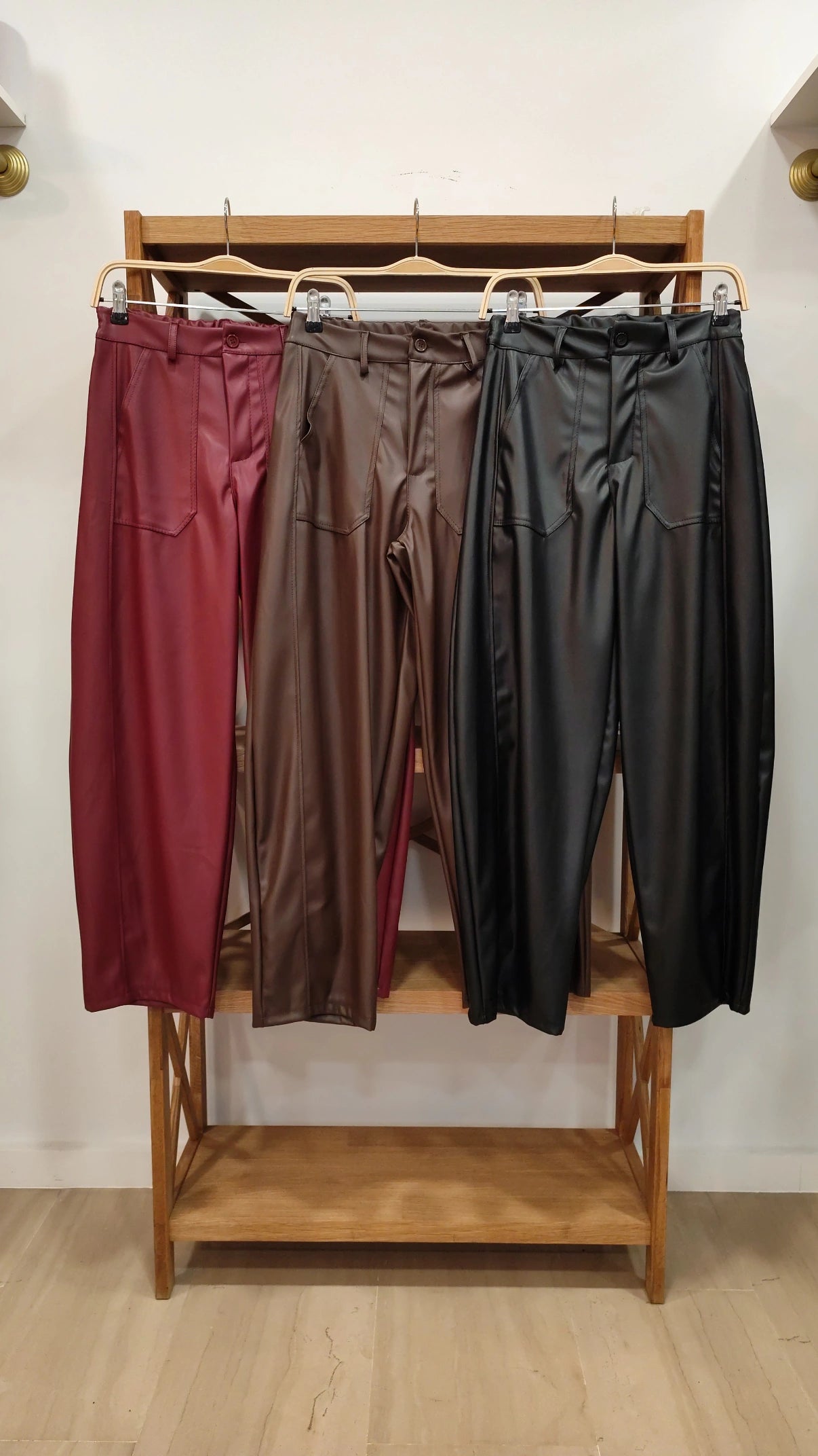 Pantalón Bombacho Efecto Piel