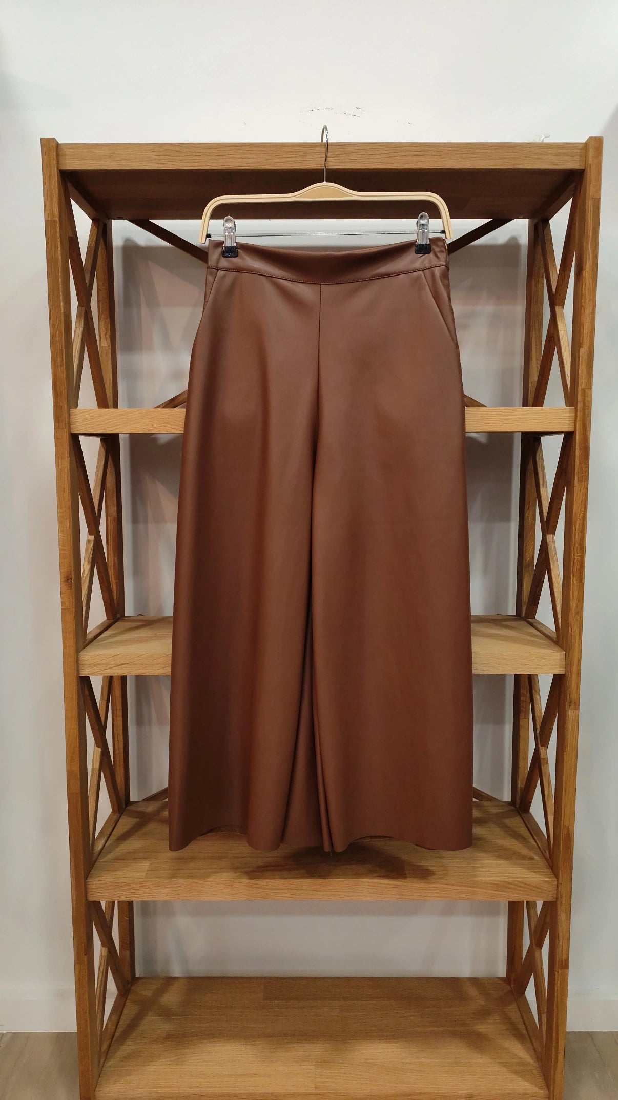 Pantalón Culotte Efecto Piel