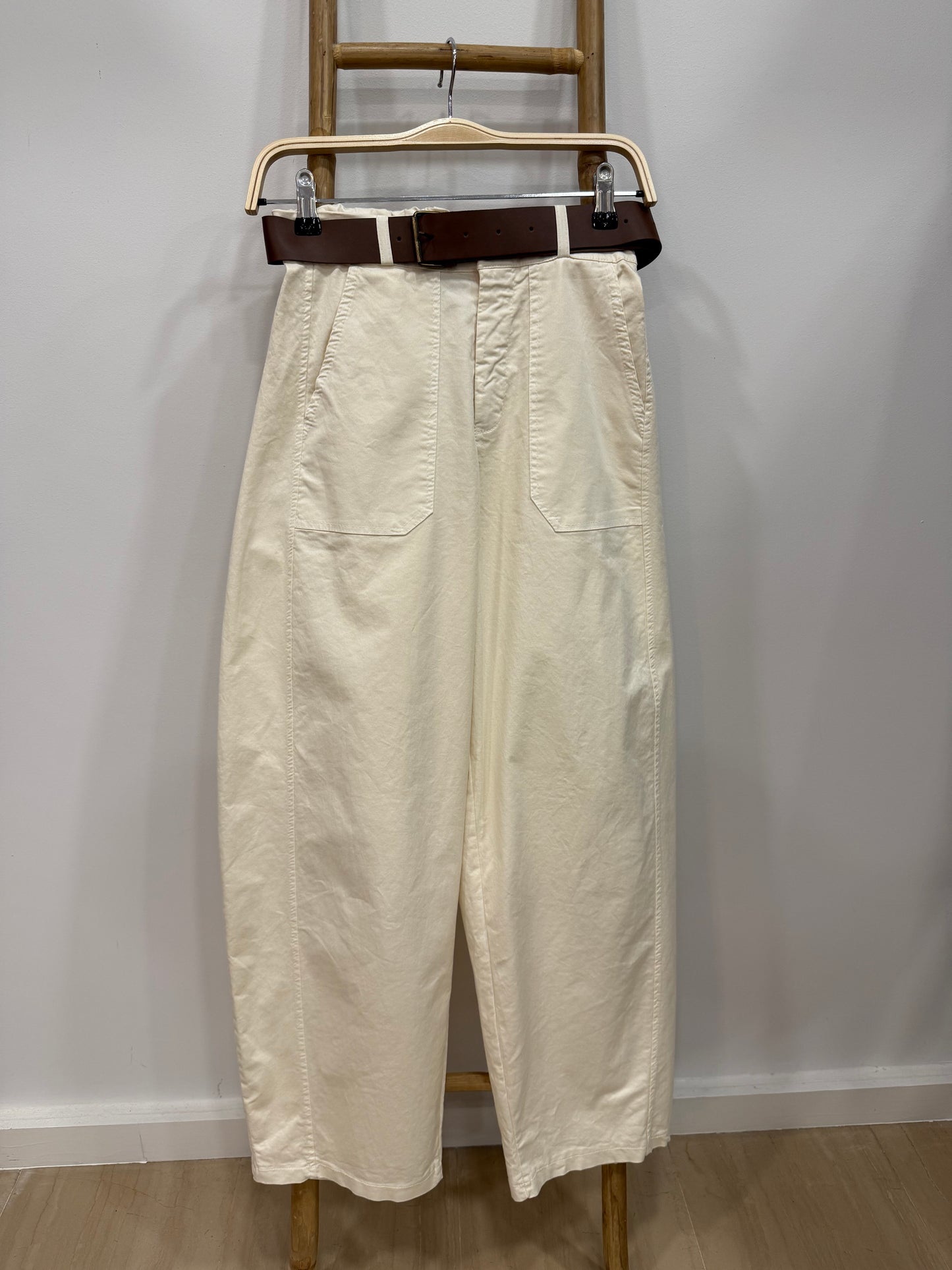 Pantalón barrel